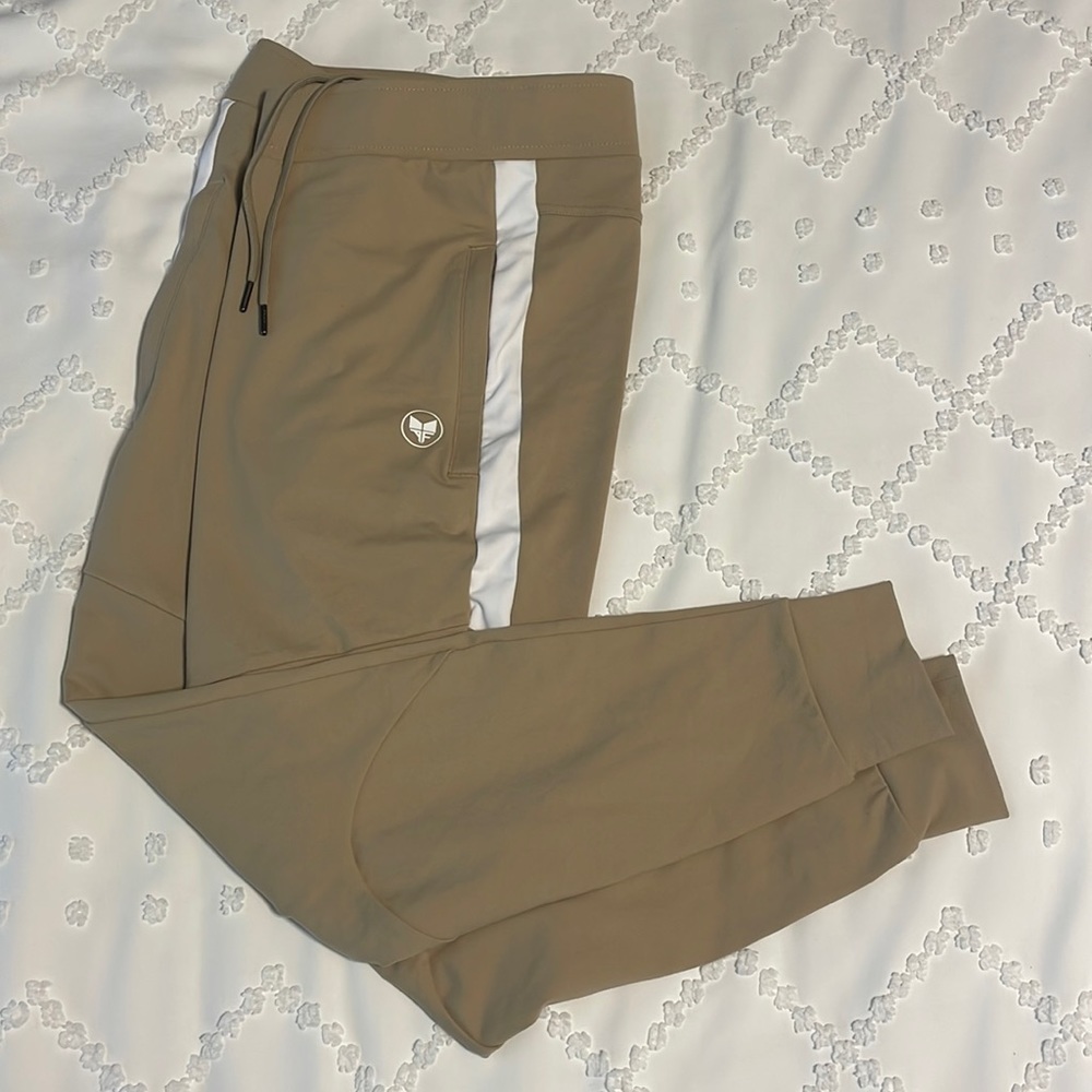 Alpha Forward joggers. Women’s Medium. Khaki color.